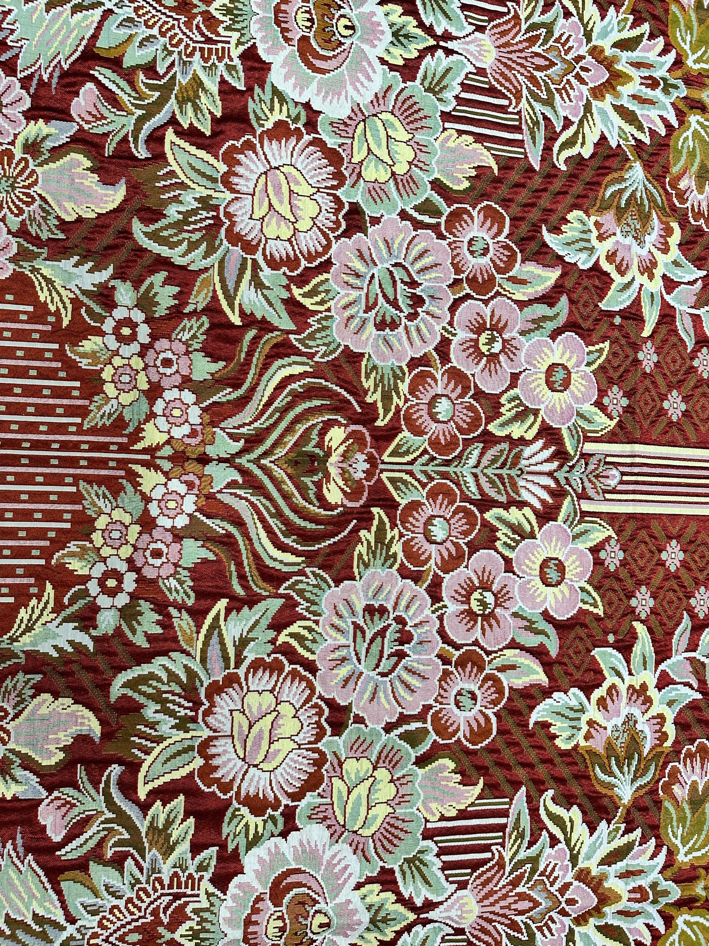 Mora Medallion Multani Bed Sheet – Brick Red Classic Design