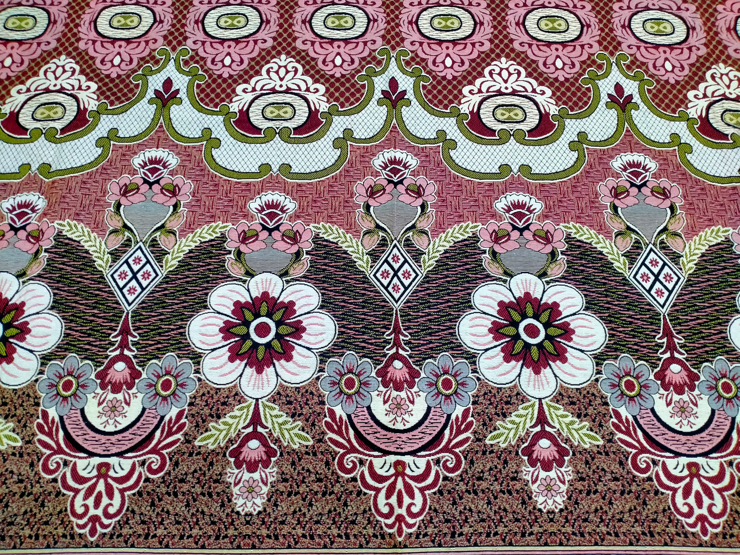 Traditional Multani Jazem -9x11 Ft – Floral Medallion Classic