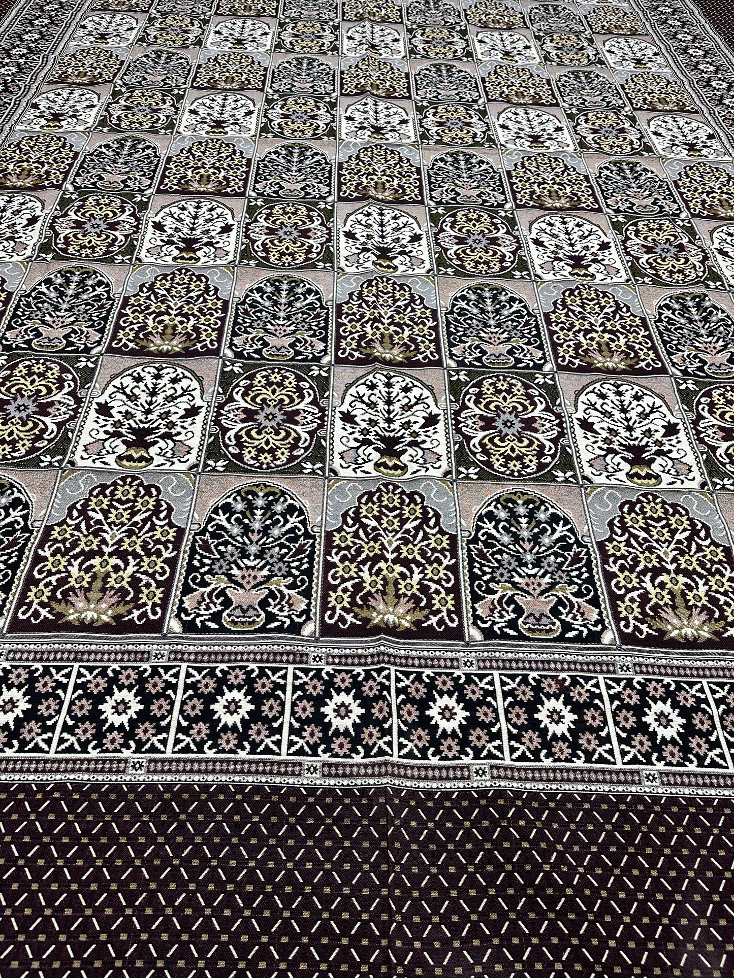 Traditional Multani Jazem –9*12 Ft- Heritage Floral Panels FT