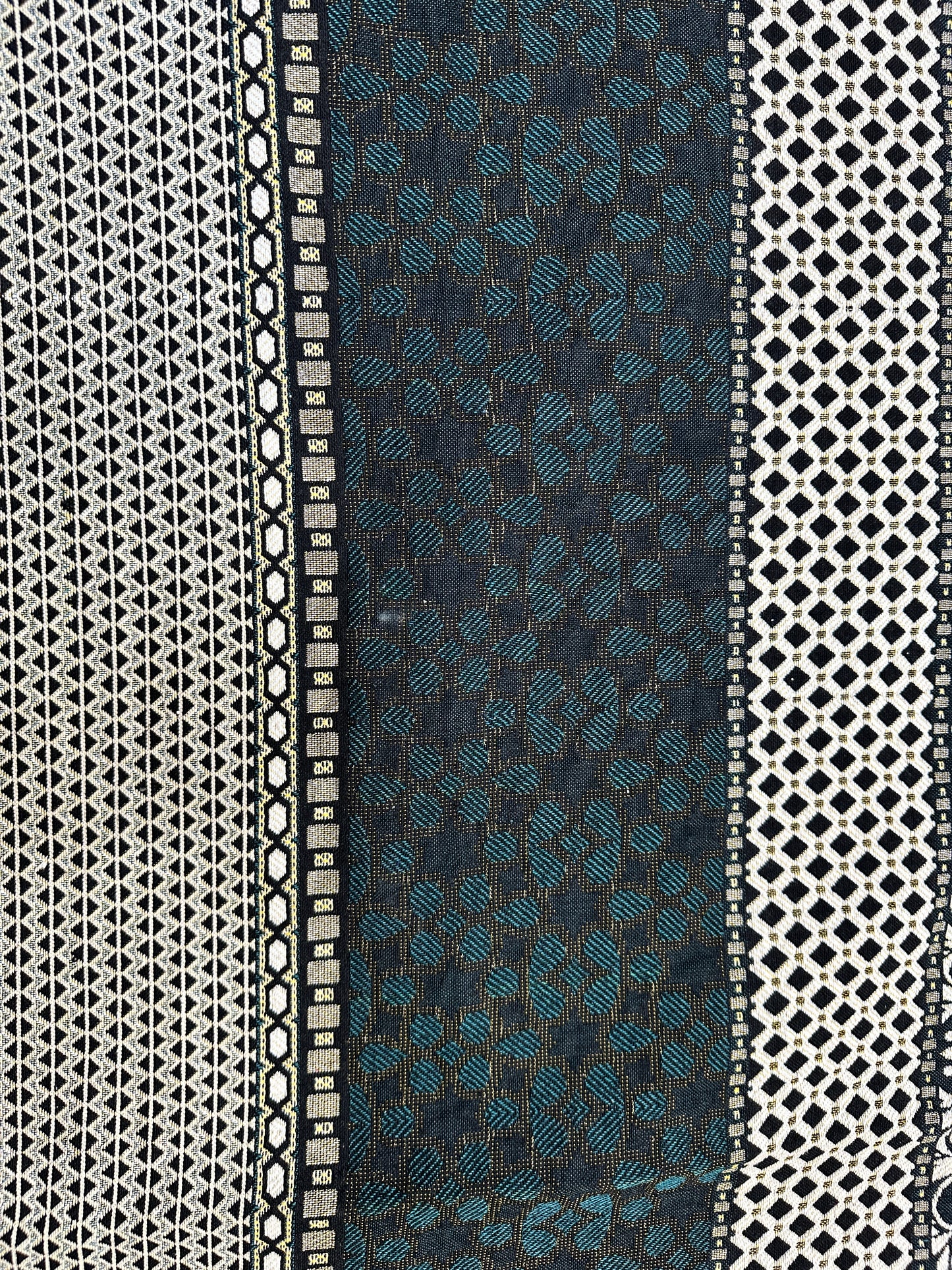 Classic Emerald Green Multani Bedsheet – Central Mehrab Pattern