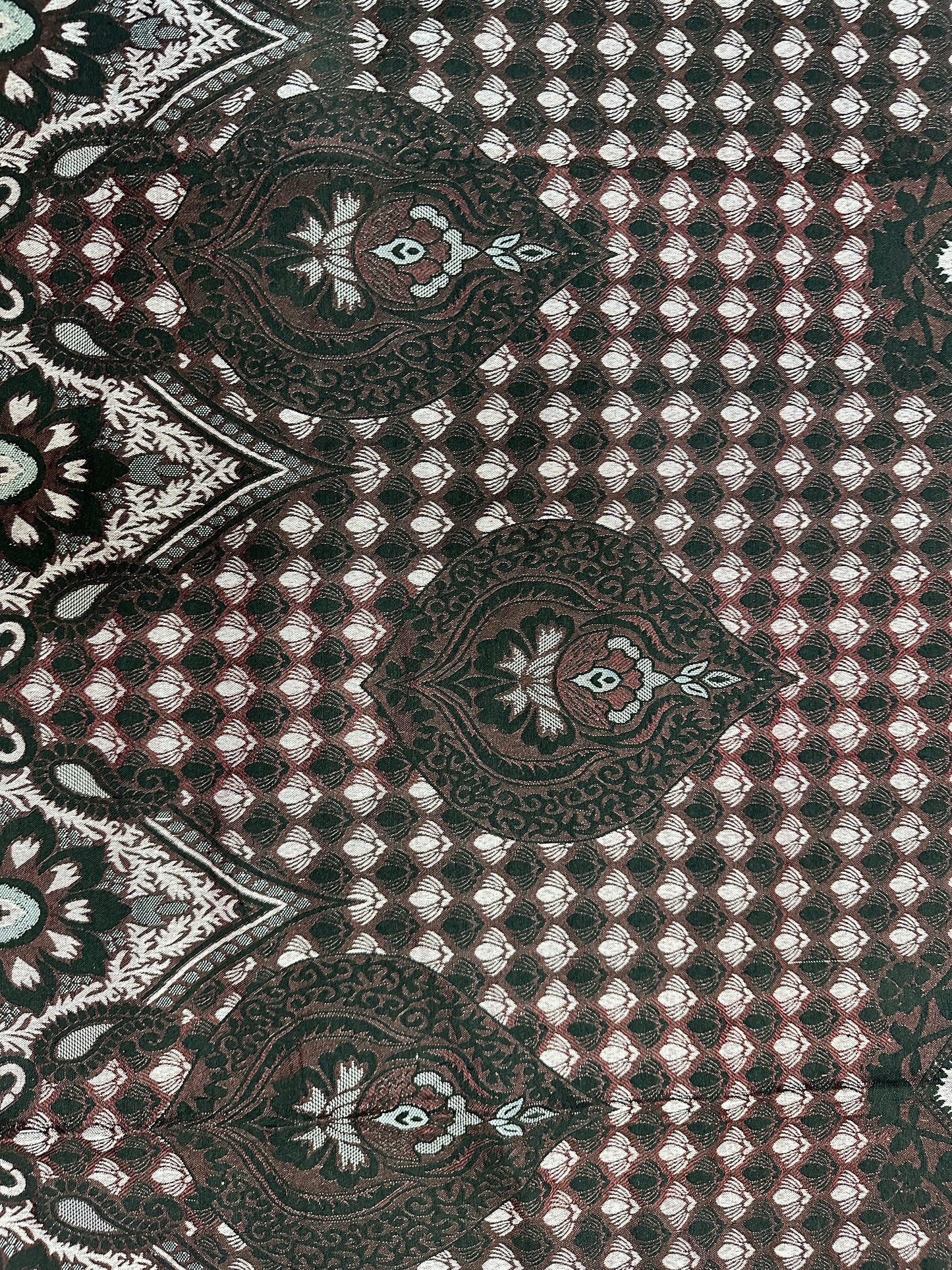Ghulab Classic Maroon & Black Multani Bed Sheet Set