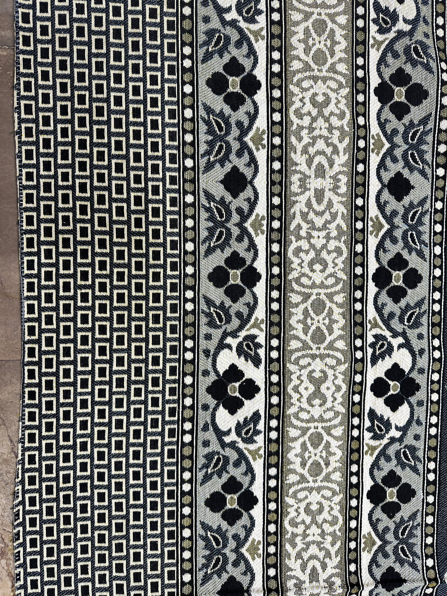 Traditional Multani Jazem – 9x11 Ft –Geometric Heritage Classic FT