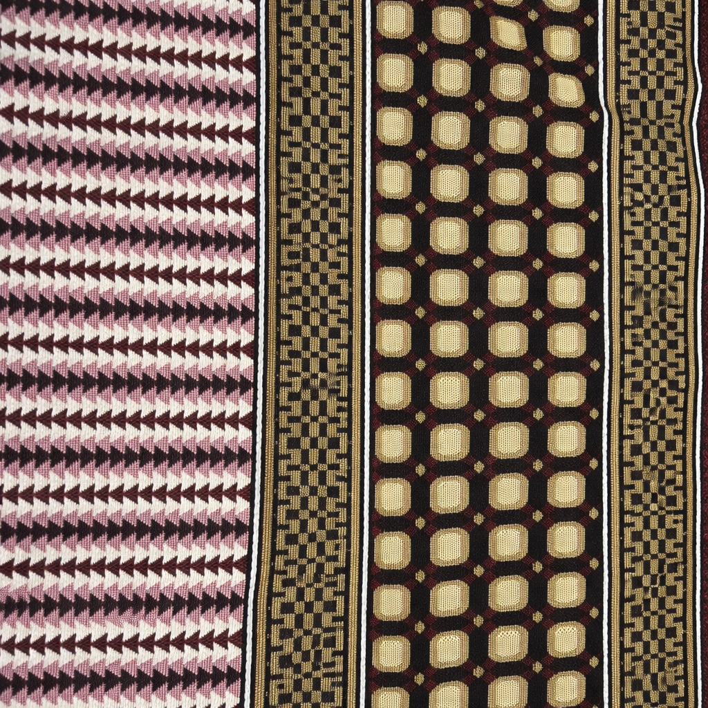 Traditional Multani Jazem – 9×10 Ft – Classic Circular Motif Design