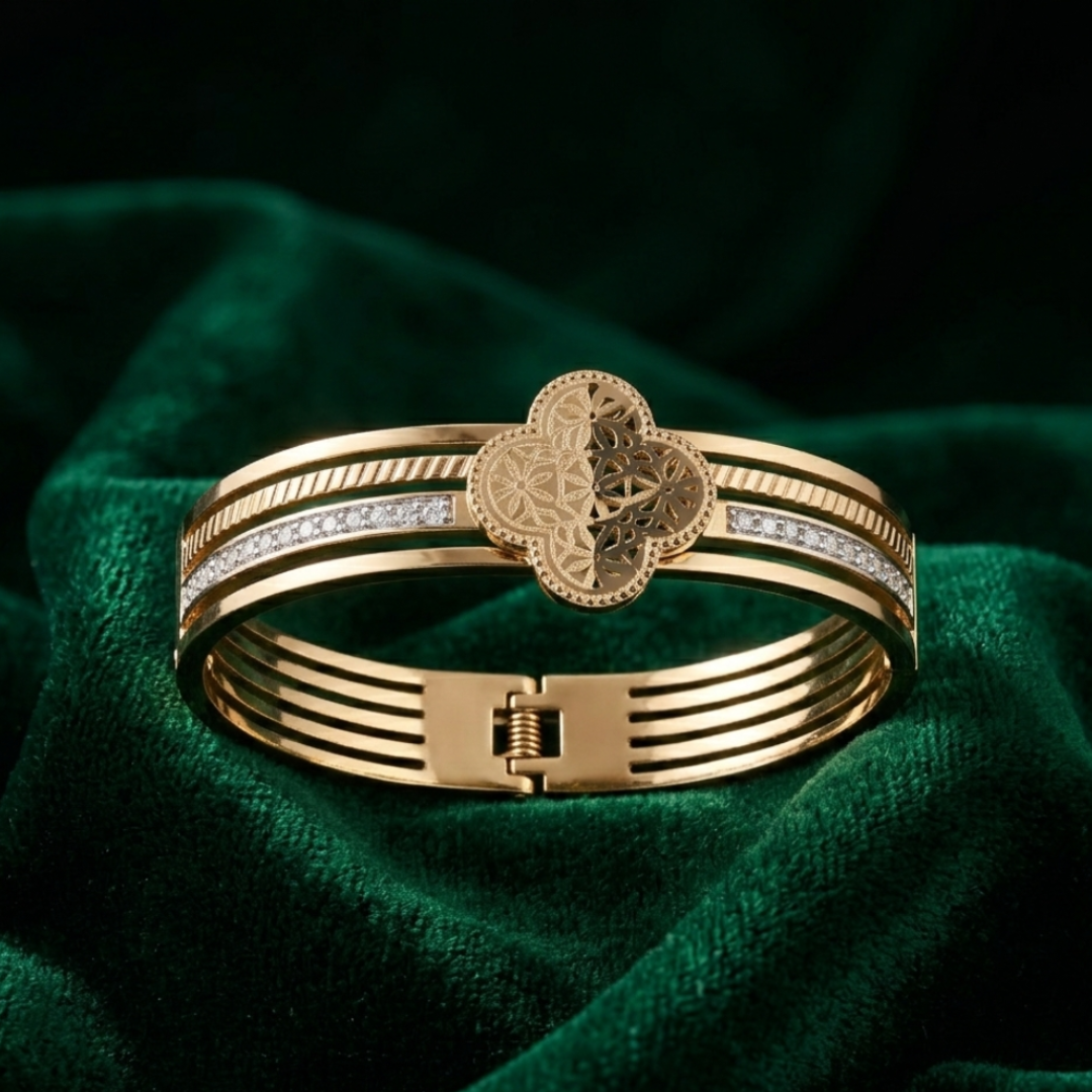 Luxury Clover Stainless Steel Bracelet