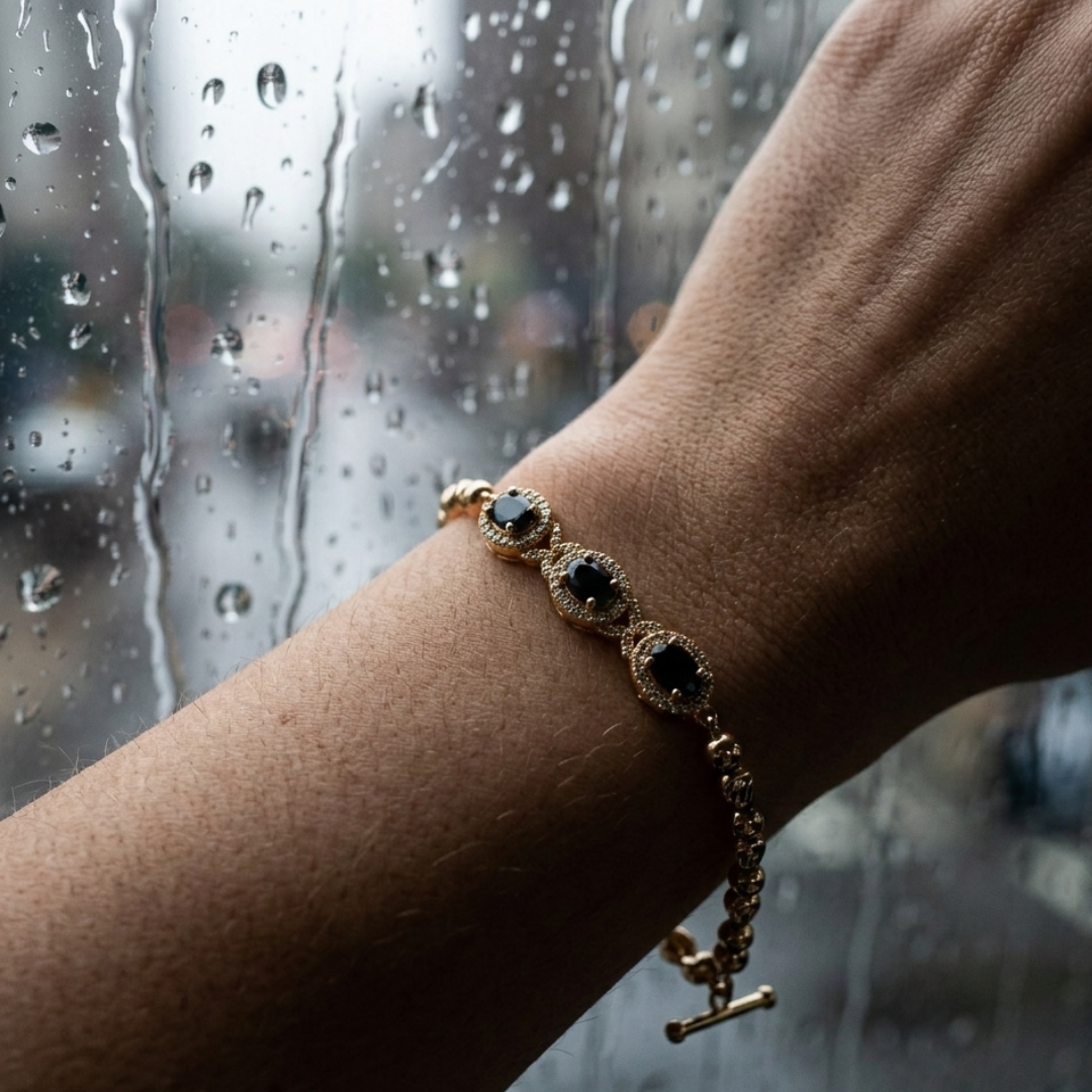 Gold Black Stone Halo Crystal Bracelet
