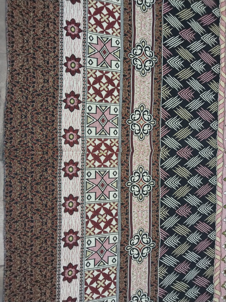 Traditional Multani Jazem – 9x12 Ft – Elegant Geometric Classic