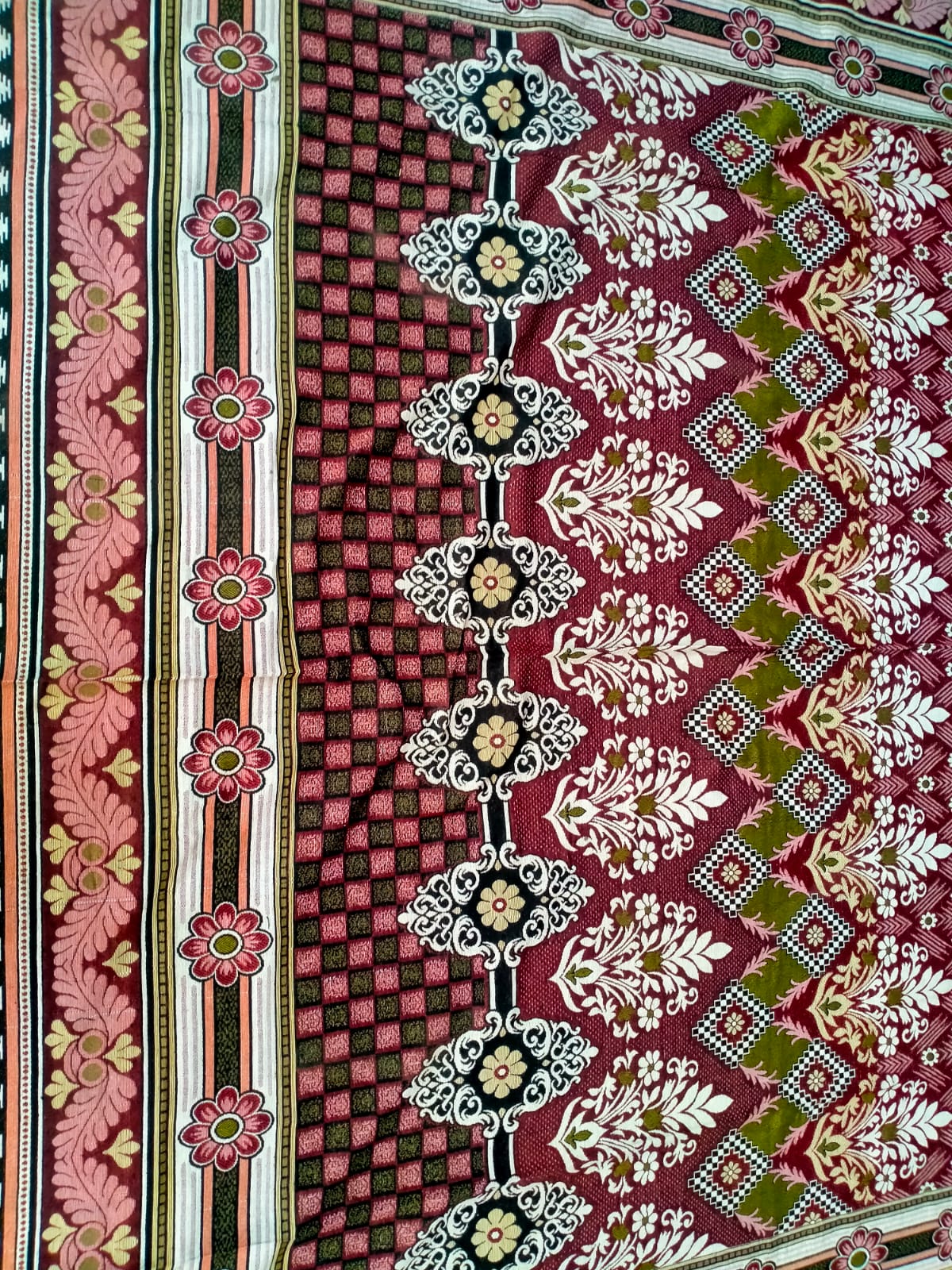 Traditional Multani Jazem– 9x11.5 Ft – Chevron Floral Classic