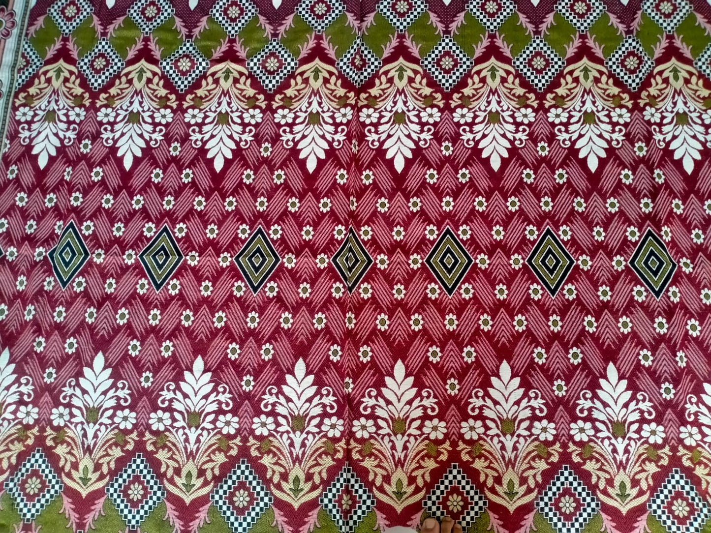 Traditional Multani Jazem– 9x11.5 Ft – Chevron Floral Classic