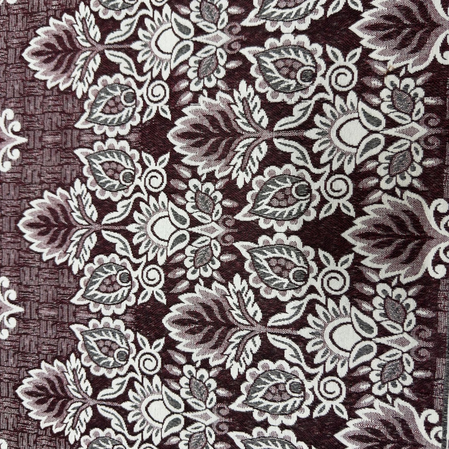 Mehroon Diamond Motif Multani Bedsheet Set