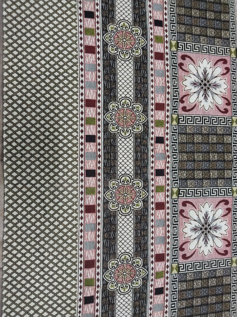 Traditional Multani Jazem – 9x10 Ft – Geometric Floral Classic