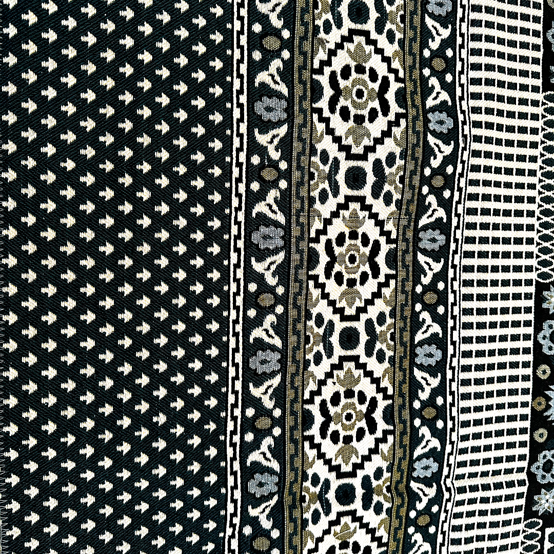 Traditional Multani Jazem – 9×12 Ft –Tribal Geometric Pattern